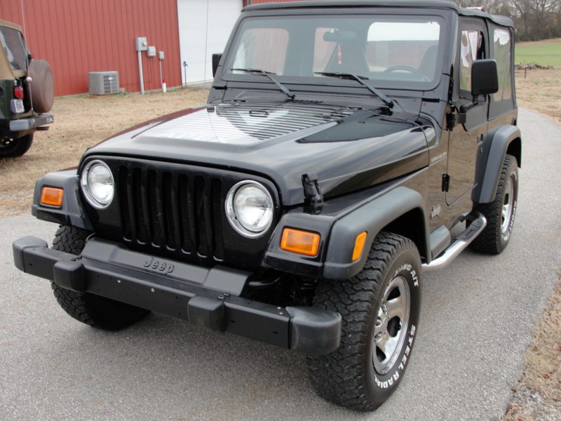 JEEP WRANGLER APEX STK# 776 - Gilbert Jeeps and 4x4's