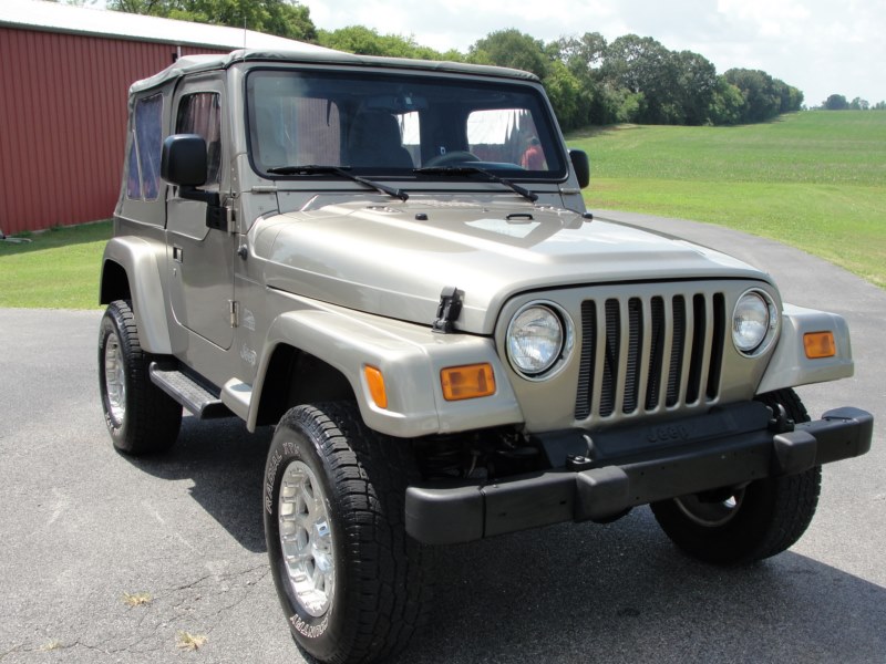 2004 Jeep SAHARA