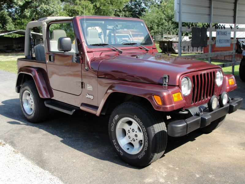 2003 Jeep SAHARA
