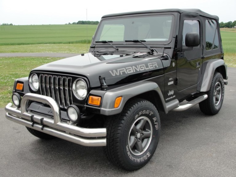 2004 Jeep COLUMBIA EDITION