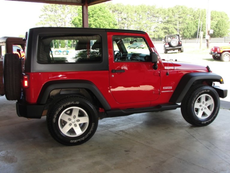 2011 Jeep SPORT