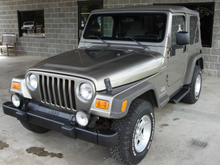 2005 Jeep SPORT