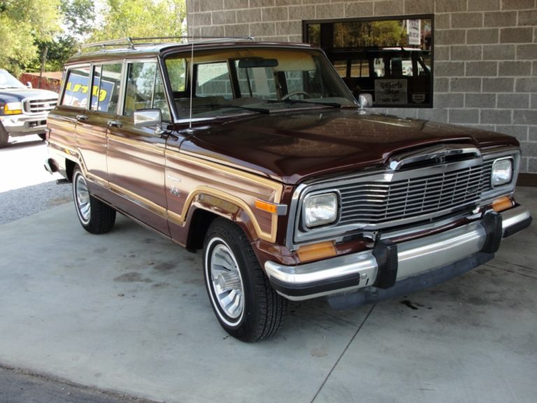 1983 Jeep WAGONEER