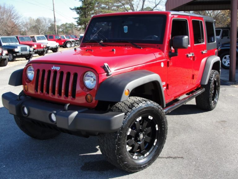 2012 Jeep UNLIMITED SPORT