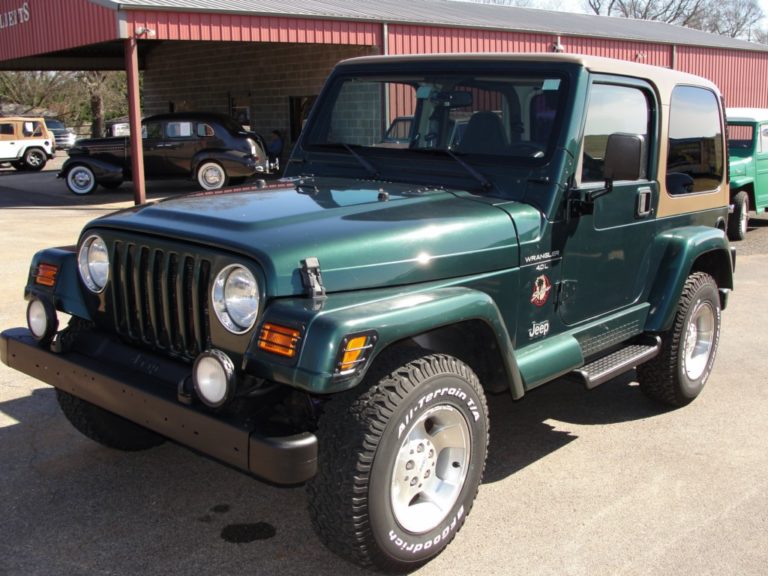 2000 Jeep SAHARA