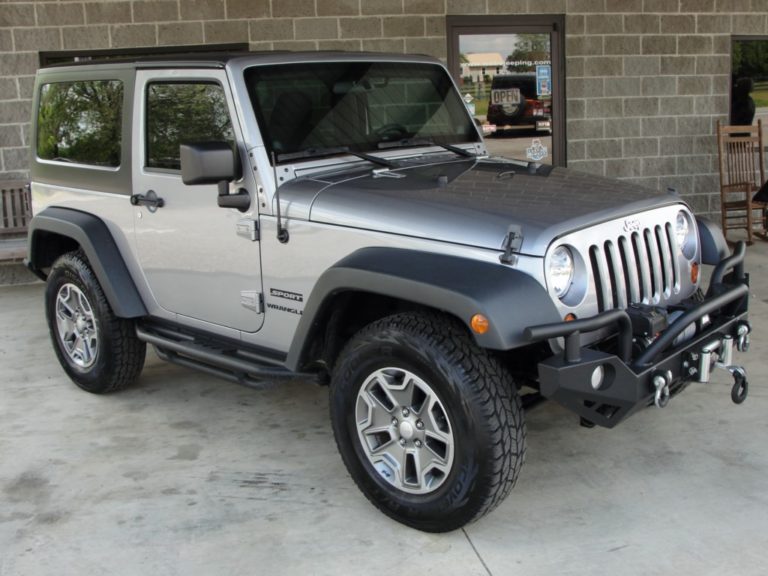 2013 Jeep SPORT