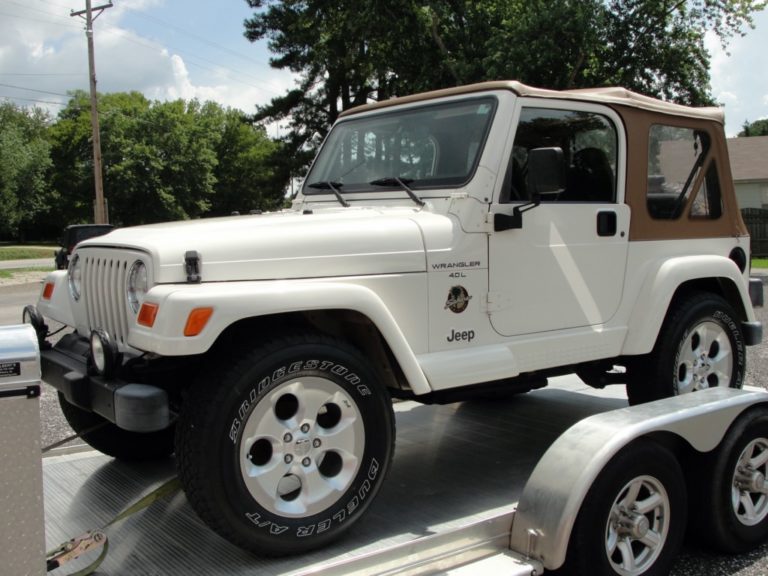 2000 Jeep SAHARA