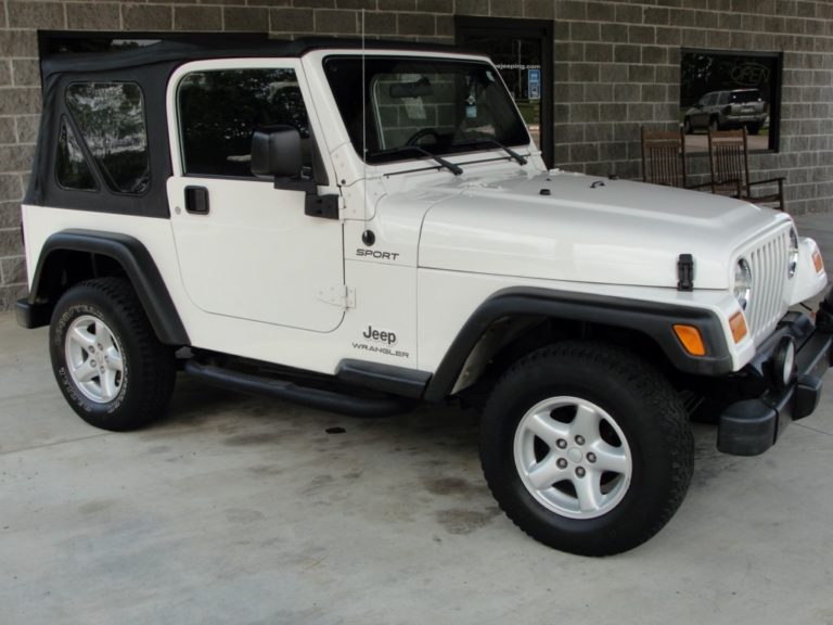 2004 Jeep SPORT