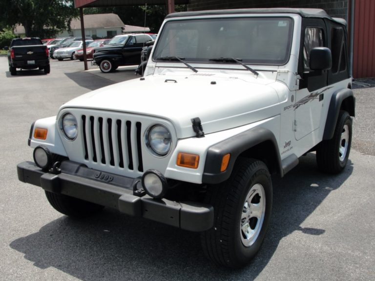 2004 Jeep SPORT
