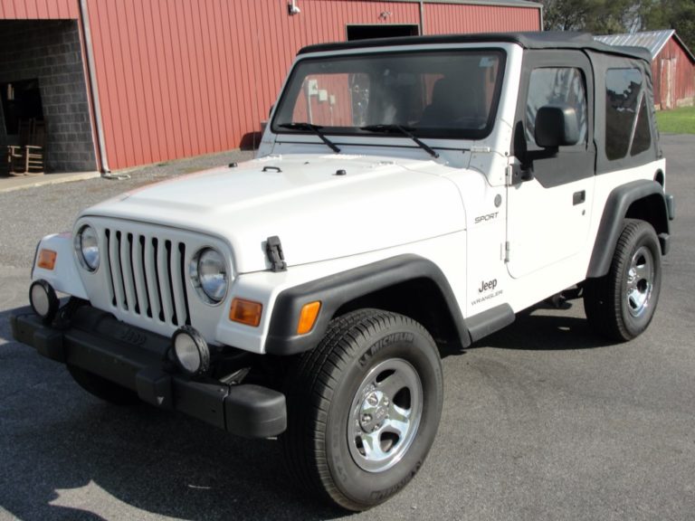2004 Jeep SPORT