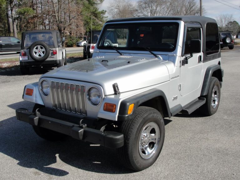 2002 Jeep APEX