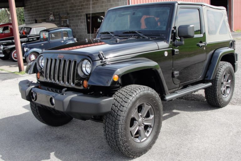 2013 Jeep SPORT