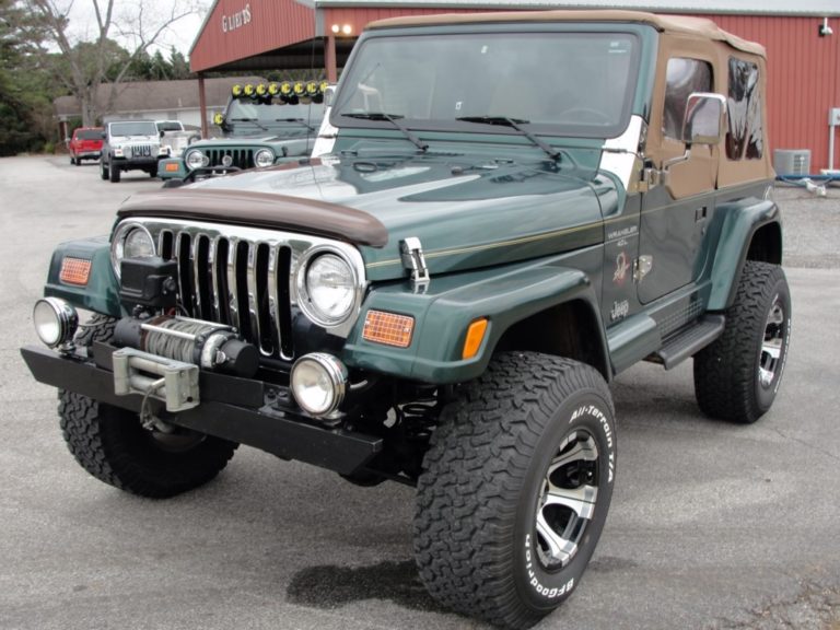 2000 Jeep SAHARA