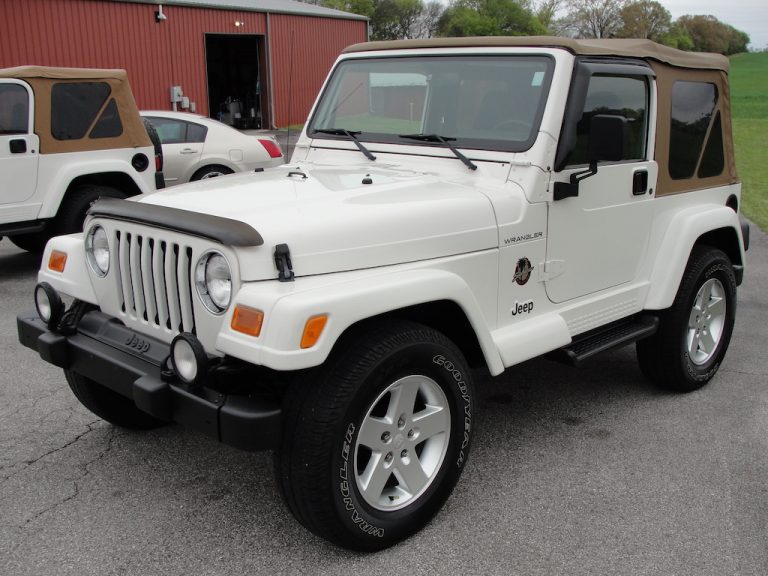 2002 Jeep SAHARA