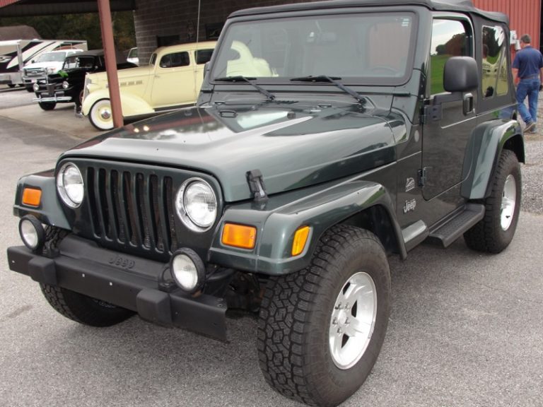 2004 Jeep SAHARA