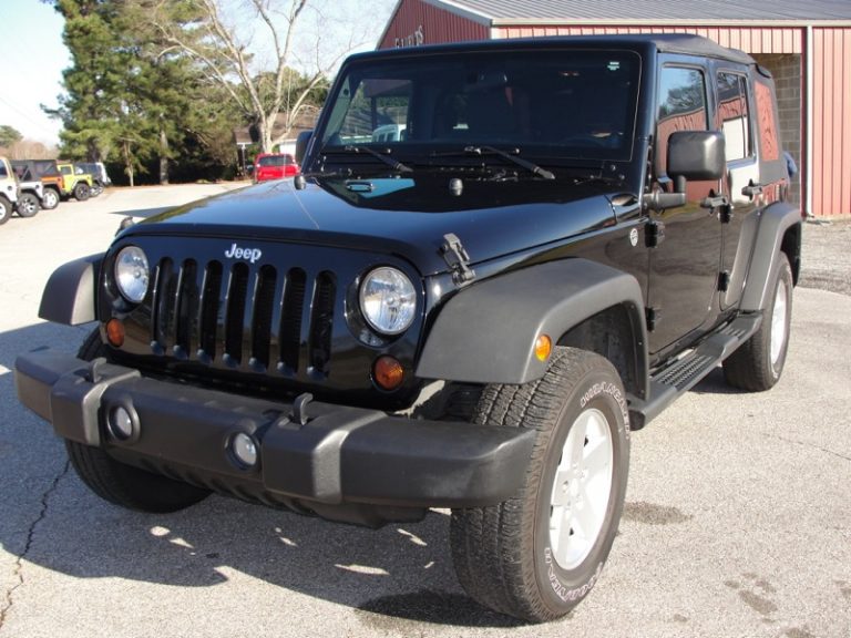 2012 Jeep UNLIMITED SPORT