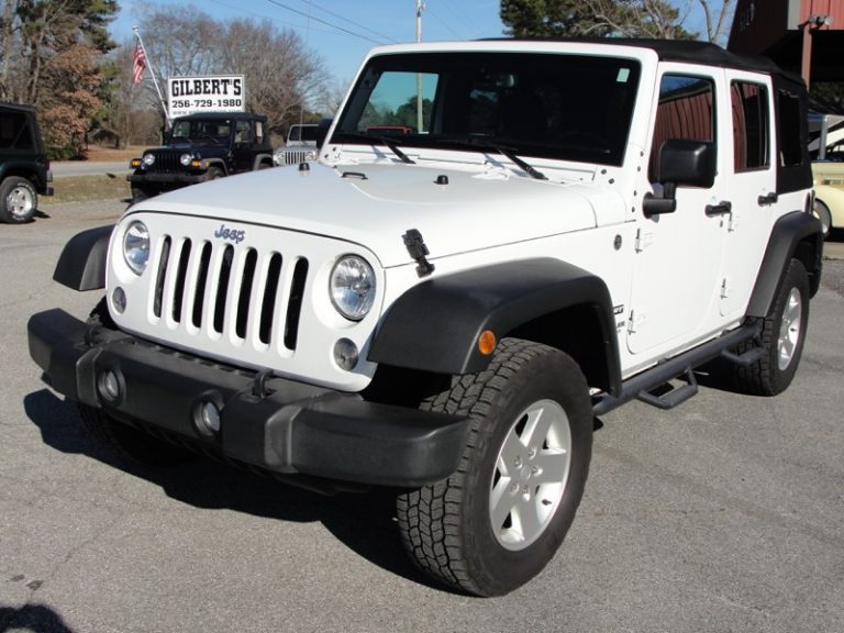 2015 Jeep UNLIMITED SPORT