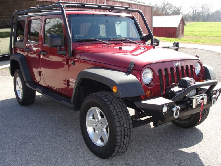 2012 Jeep UNLIMITED SPORT