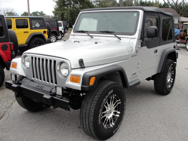 2004 Jeep SPORT