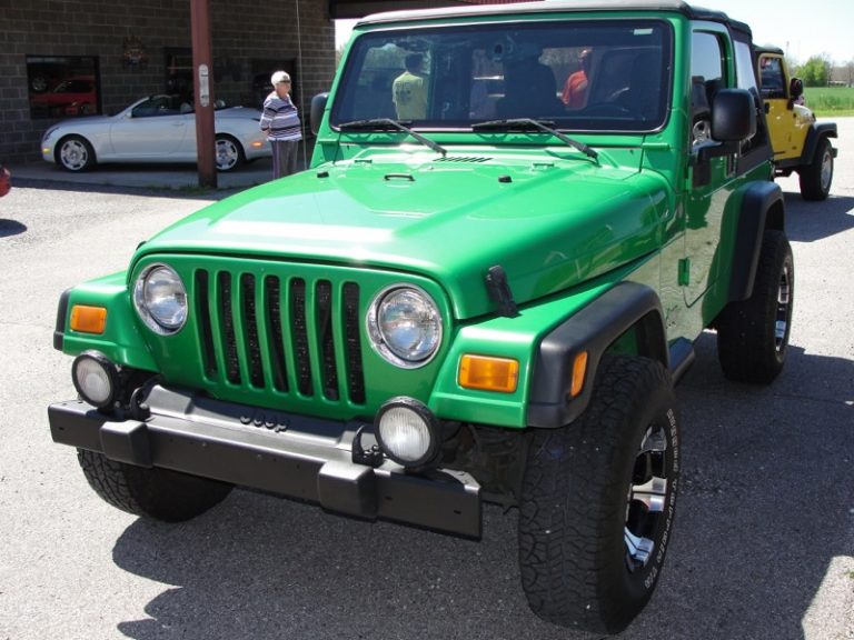 2004 Jeep SPORT