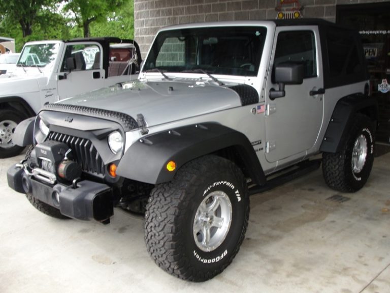 2012 Jeep SPORT