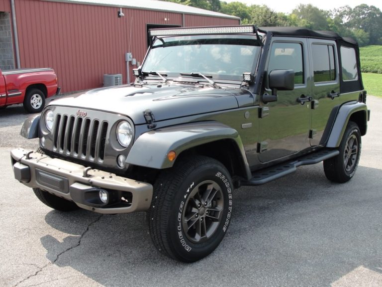 2016 Jeep SAHARA