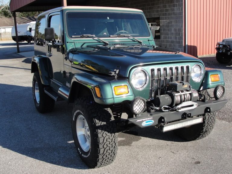 2001 Jeep SAHARA