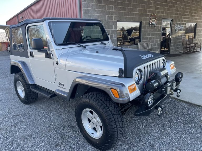 2004 Jeep SPORT