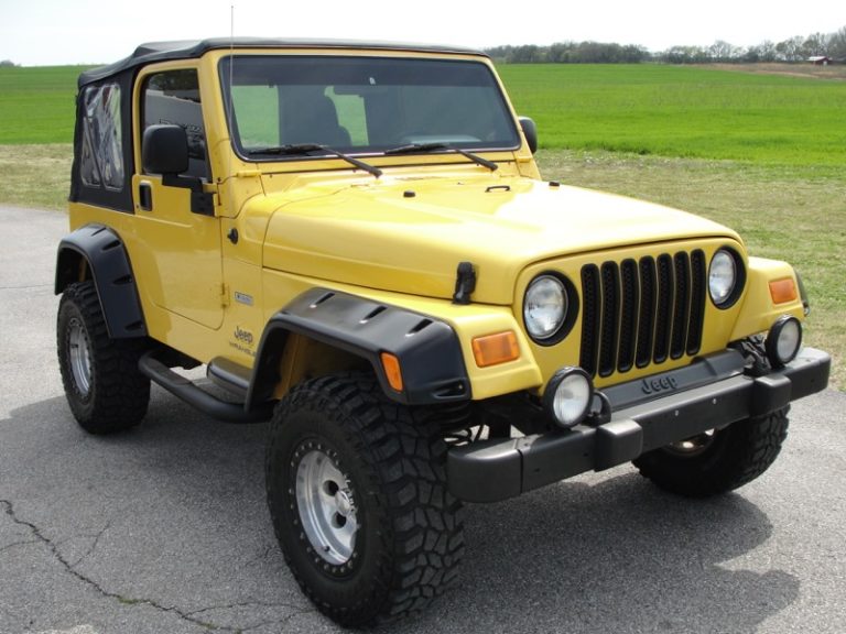 2004 Jeep COLUMBIA EDITION