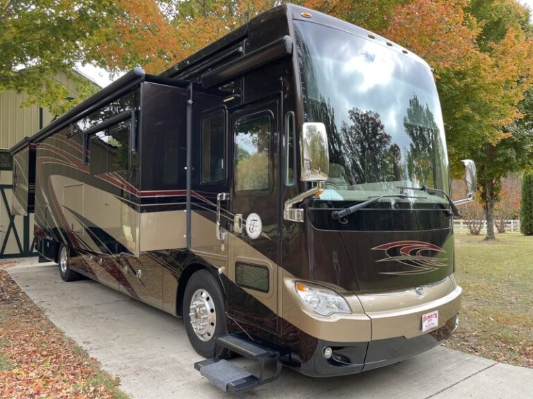 2015 TIFFIN ALLEGRO BUS