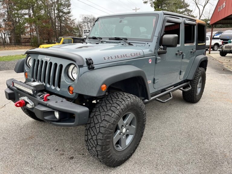 2013 Jeep UNLIMITED RUBICON
