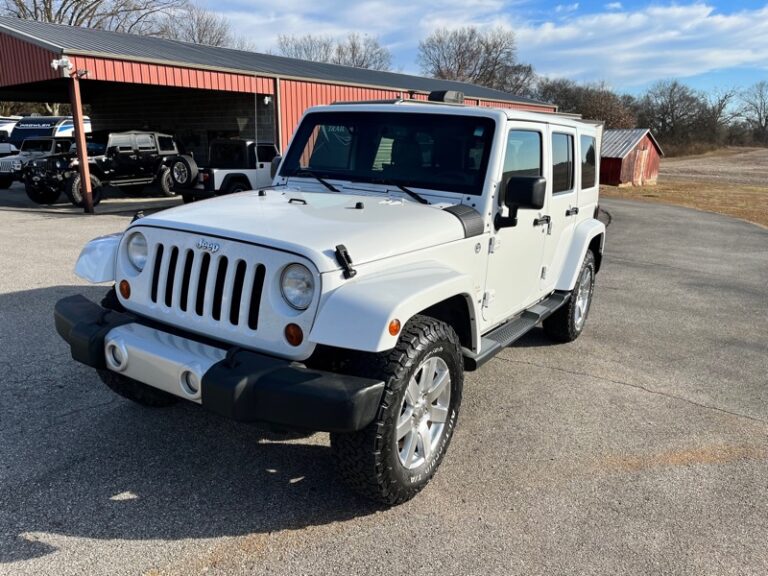 2013 Jeep WRANGLER