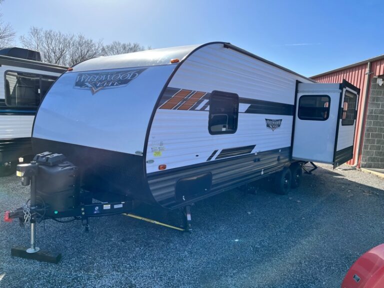 2021 FOREST RIVER WILDWOOD