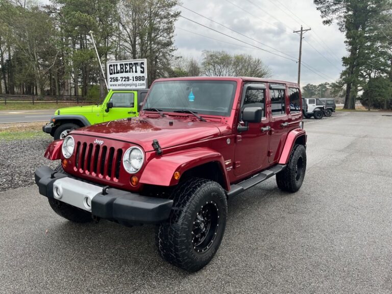 2012 Jeep WRANGLER UNLIMITED SAHARA