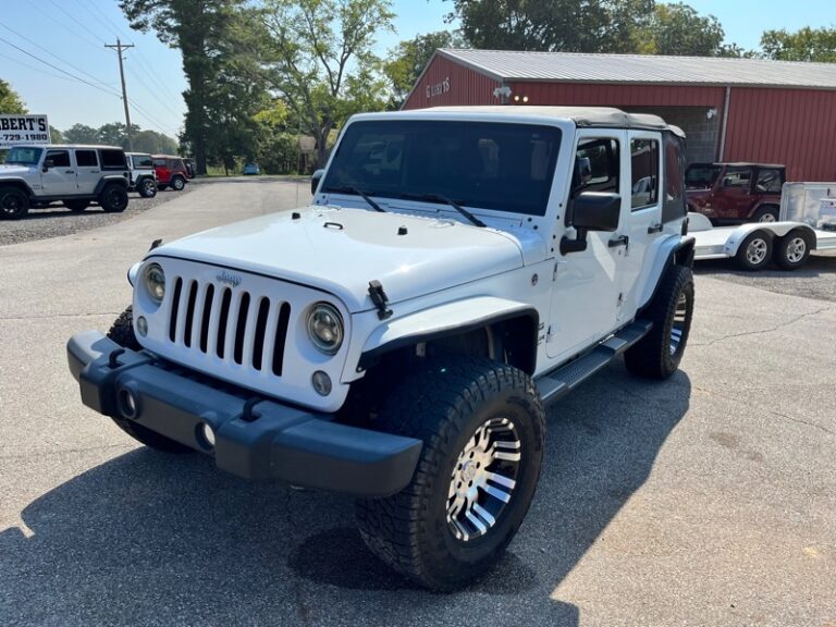 2017 Jeep UNLIMITED SPORT
