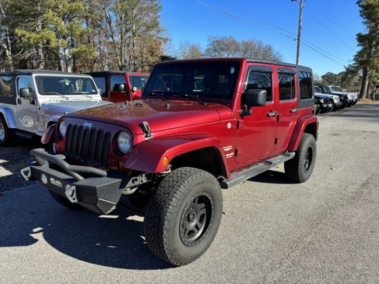 2013 Jeep WRANGLER SAHARA