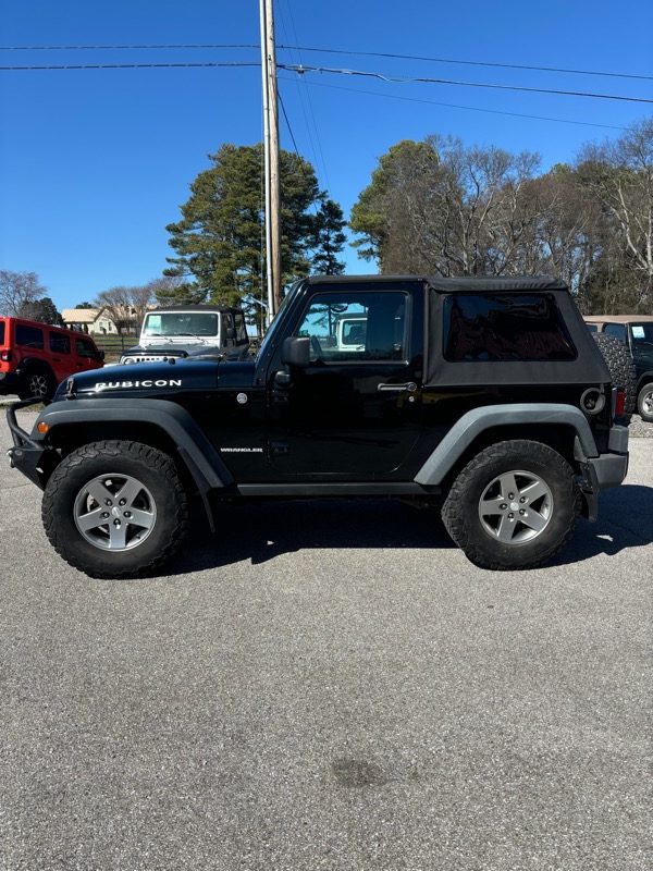 2012 Jeep WRANGLER