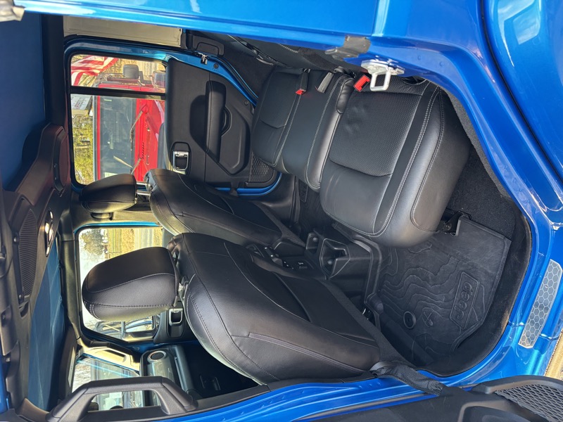 2021 Jeep Wrangler Unlimited Sahara - Photo 11