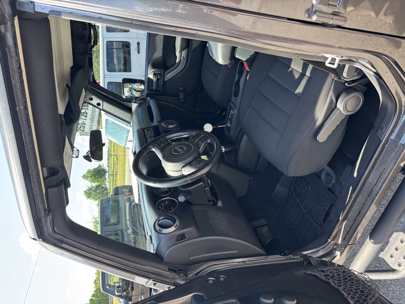 2016 Jeep Wrangler Unlimited Willys Wheeler - Photo 9