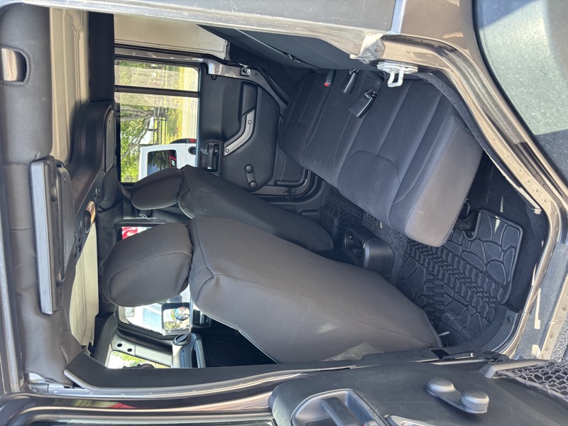 2016 Jeep Wrangler Unlimited Willys Wheeler - Photo 12