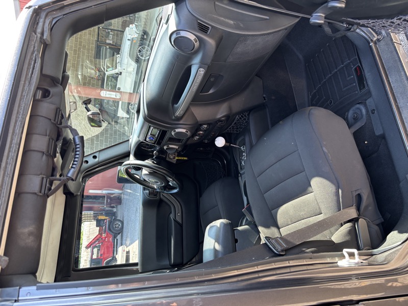 2016 Jeep Wrangler Unlimited Willys Wheeler - Photo 10