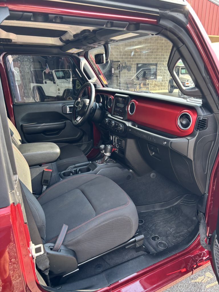 2021 Jeep WRANGLER