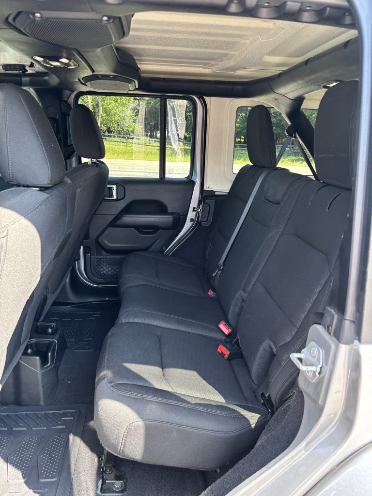 2020 Jeep WRANGLER