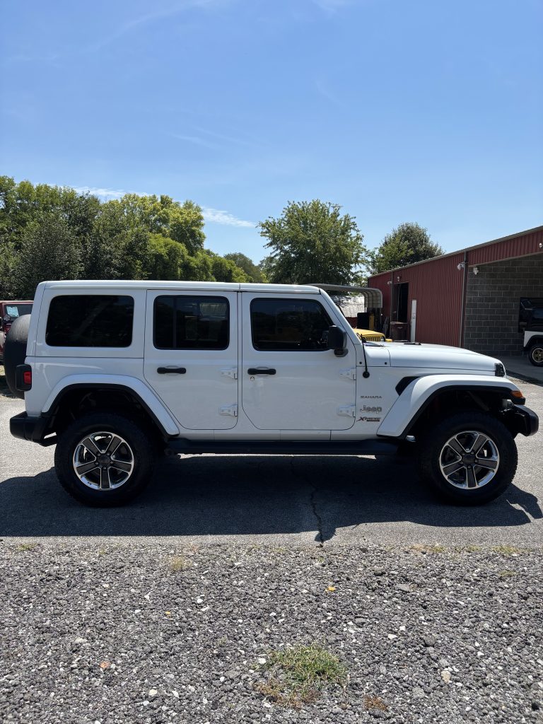 2020 Jeep WRANGLER