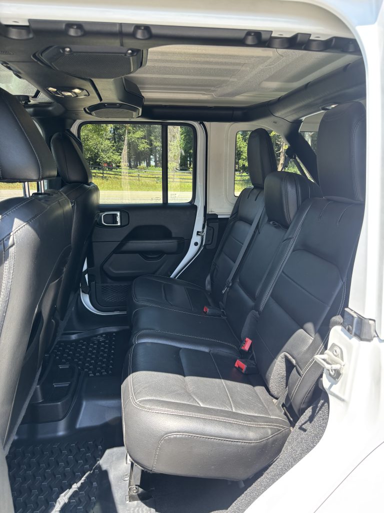 2020 Jeep WRANGLER