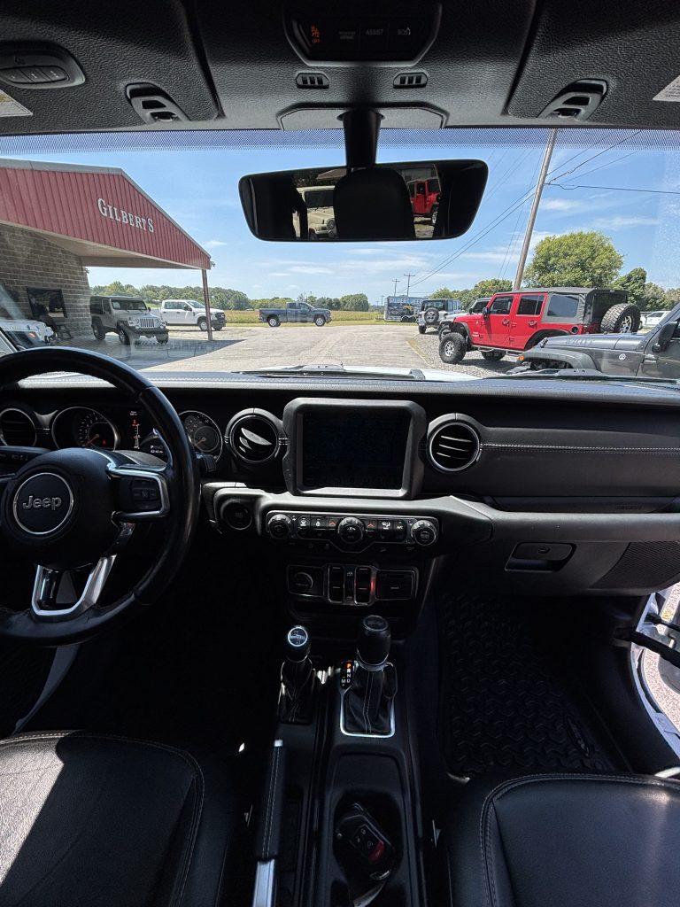 2020 Jeep WRANGLER