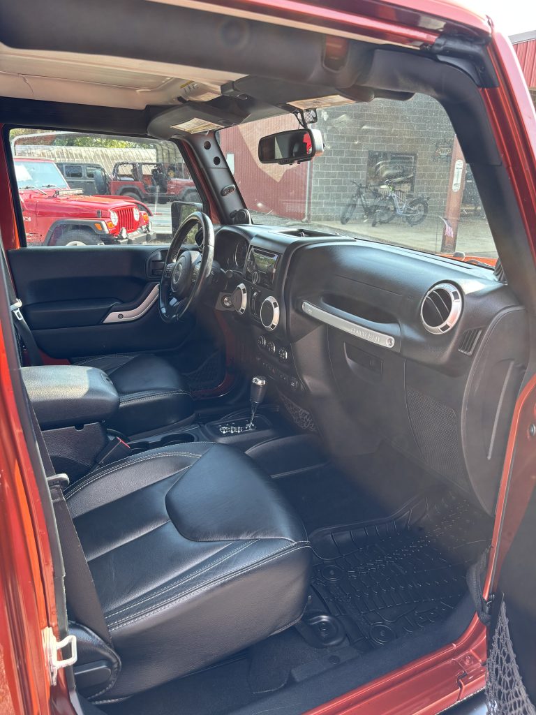 2014 Jeep WRANGLER