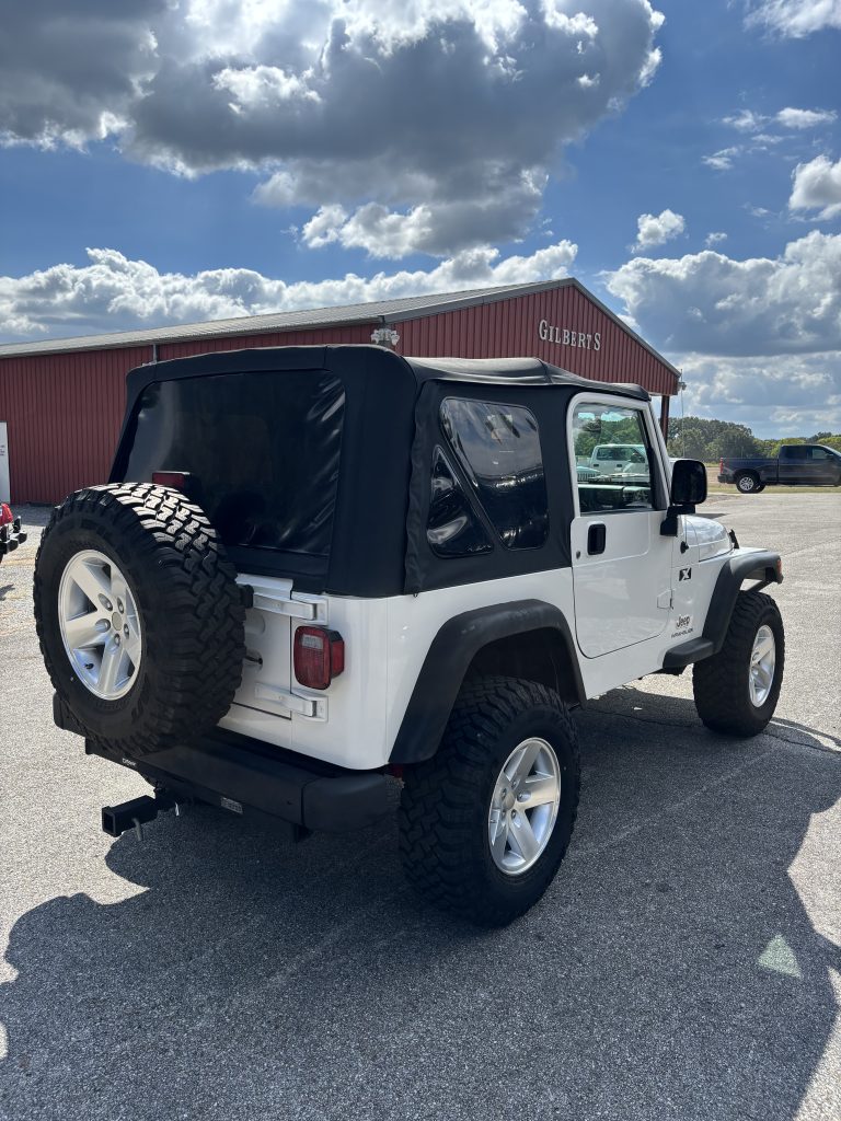 2004 Jeep WRANGLER