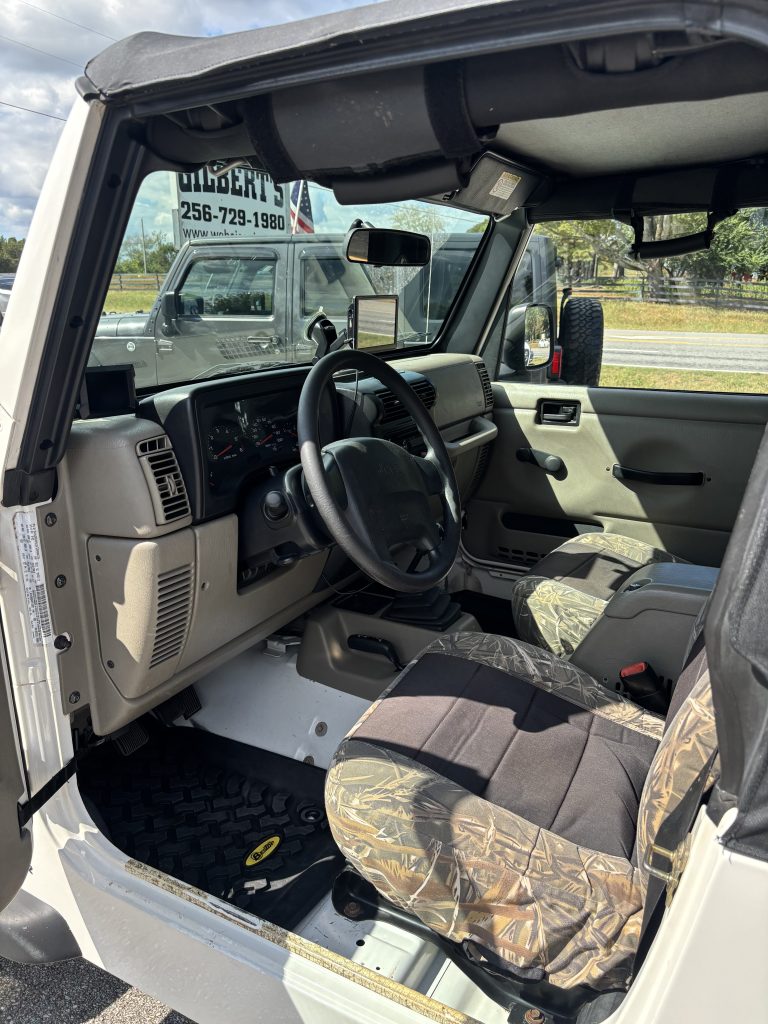2004 Jeep WRANGLER
