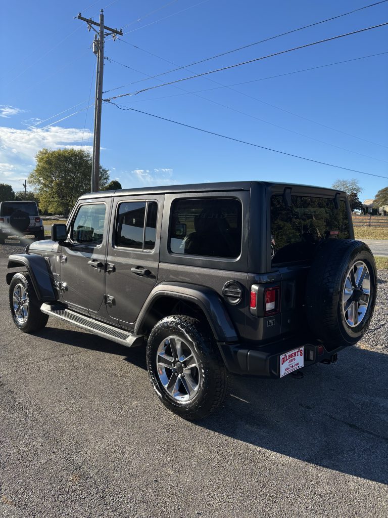 2020 Jeep WRANGLER